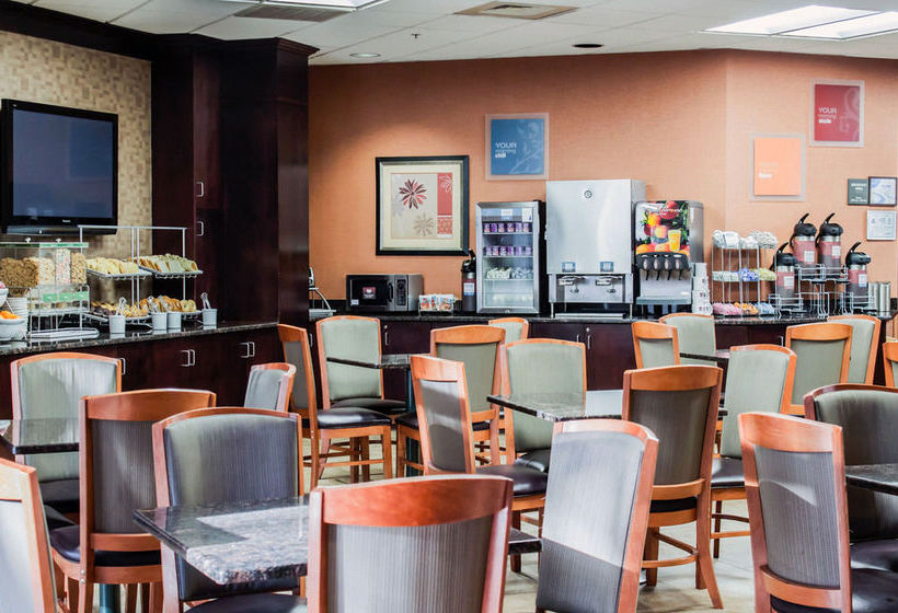 Hotel Comfort Suites Raleigh Durham Airport Carolina del Norte