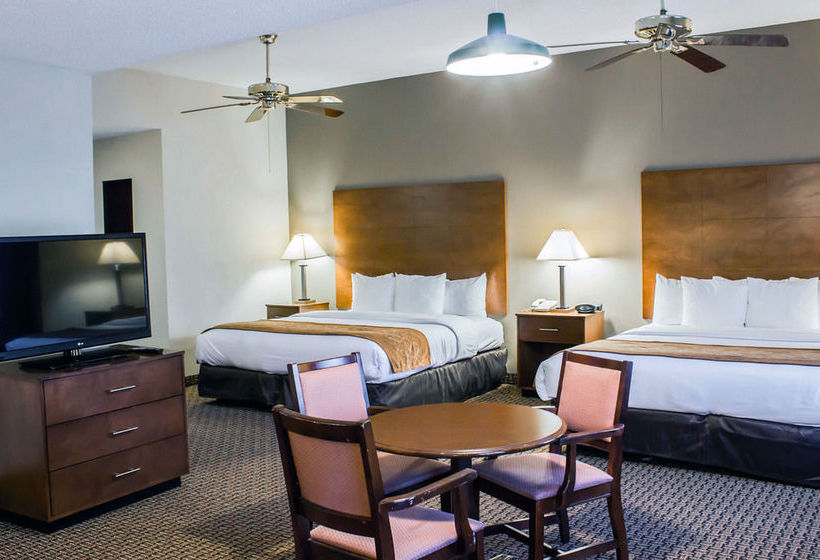 Hotel Comfort Suites Raleigh Durham Airport  | Durham | North Carolina | United States 19