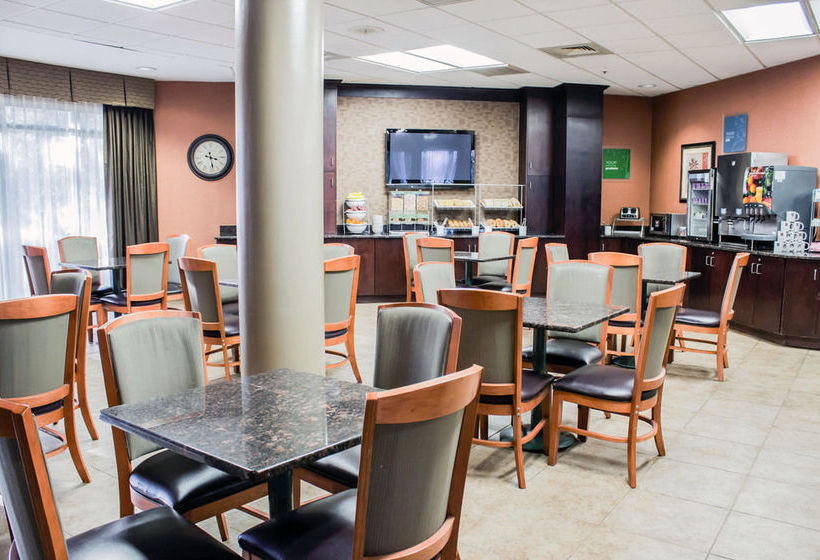 Hotel Comfort Suites Raleigh Durham Airport  | Durham | North Carolina | United States 3