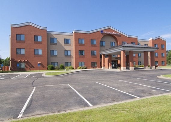 Hotel Comfort Suites 