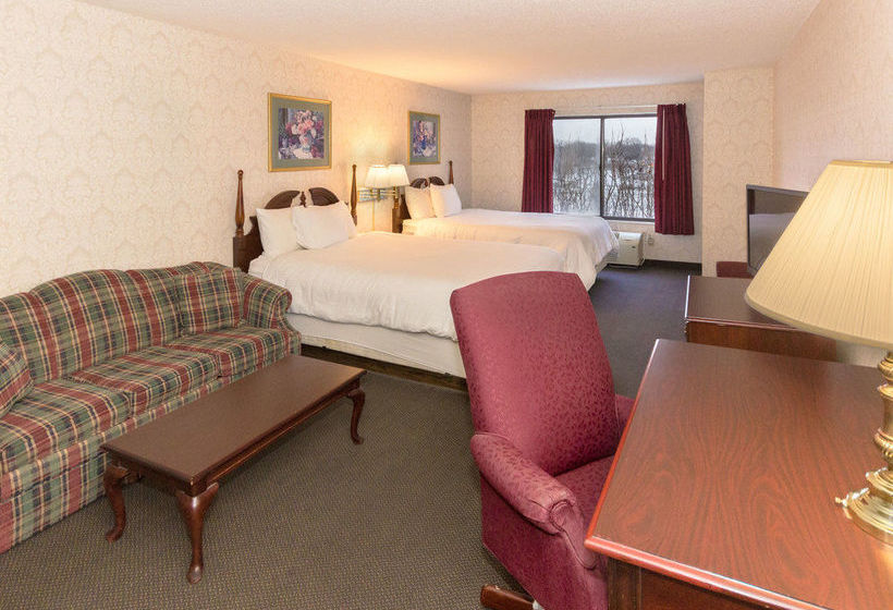 Cliffbreakers Lexington Hotel   | Rockford | Illinois | United States 12