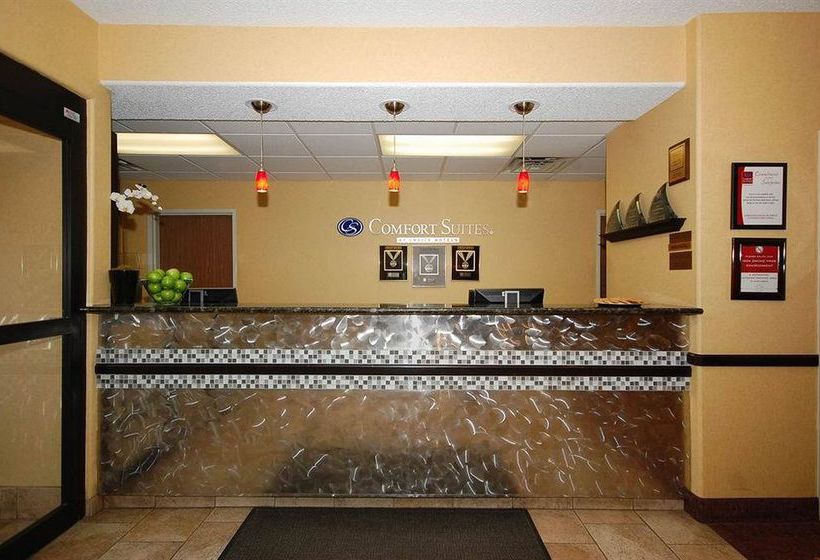 Hotel Comfort Suites 