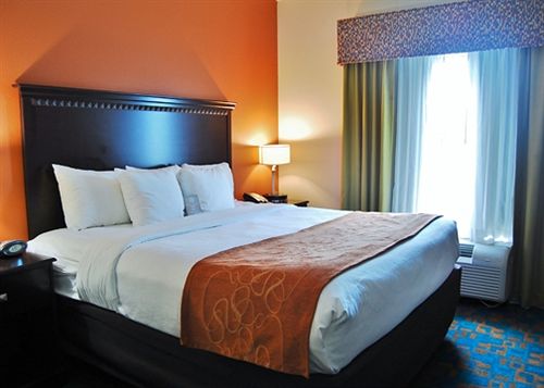 Hotel Comfort Suites Knoxville  | Knoxville | Tennessee | United States 19