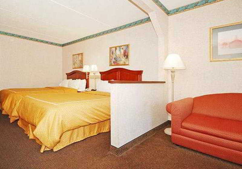 Hotel Comfort Suites Knoxville  | Knoxville | Tennessee | United States 2