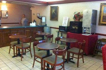 Hotel Country Hearth Inn  | Harrodsburg | Kentucky | Vereinigte Staaten 4