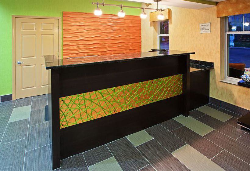 Hotel Country Inn & Suites  | Cookeville | Tennessee | United States 15