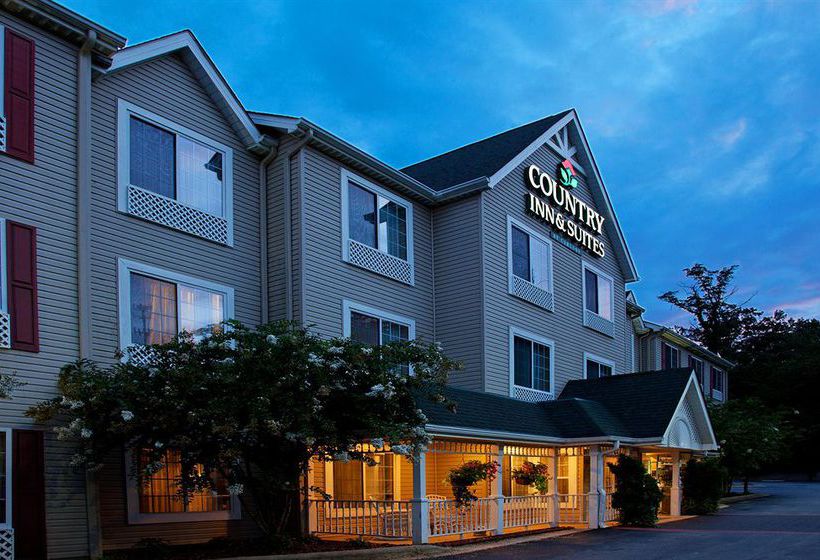 Hotel Country Inn & Suites  | Asheville | North Carolina | United States 1