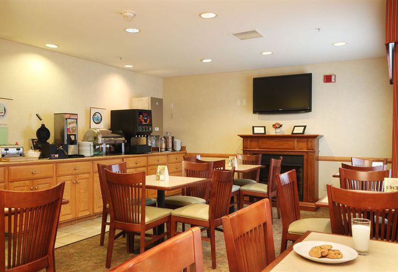 Hotel Country Inn & Suites By Carlson  | Davenport | Iowa | United States 12