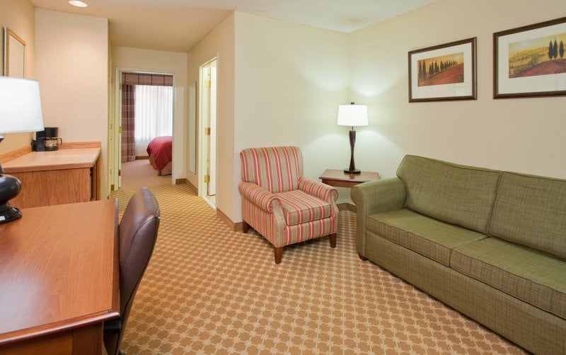 Hotel Country Inn & Suites By Carlson  | Nevada | Missouri | United States 18