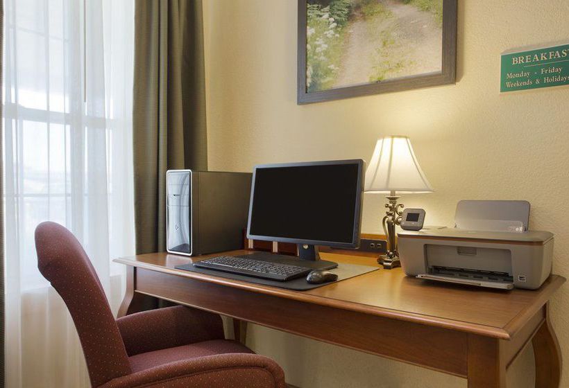 Hotel Country Inn & Suites By Carlson  | Nevada | Missouri | United States 4