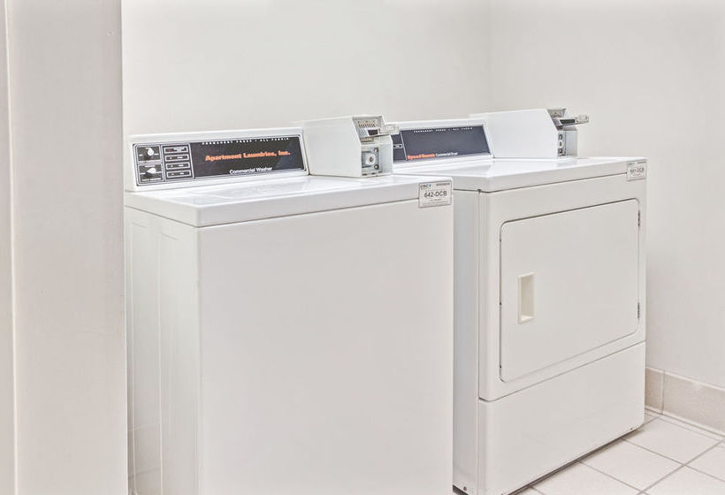 Hotel Baymont Inn & Suites - Kennesaw  | Kennesaw | Georgia | United States 10