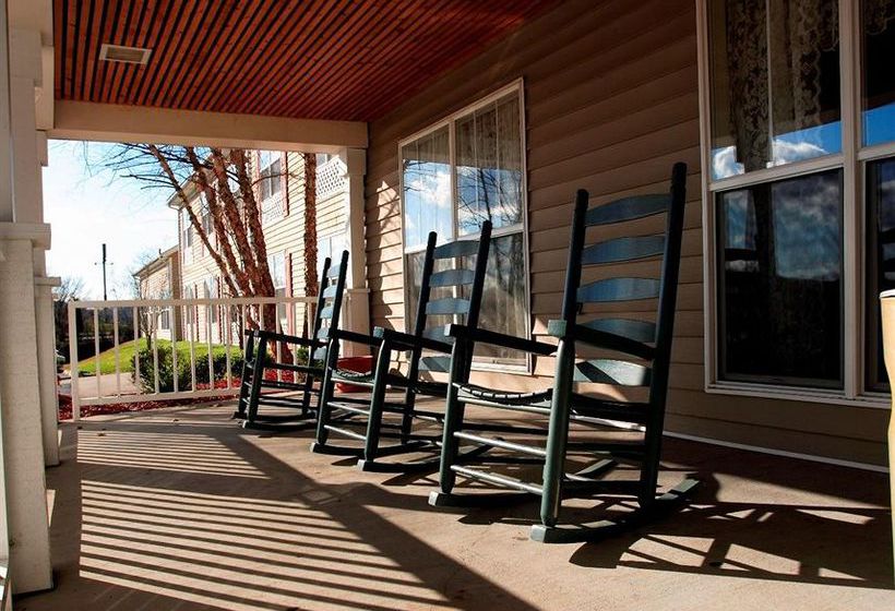 Hotel Red Roof Inn & Suites Knoxville East  | Knoxville | Tennessee | United States 4