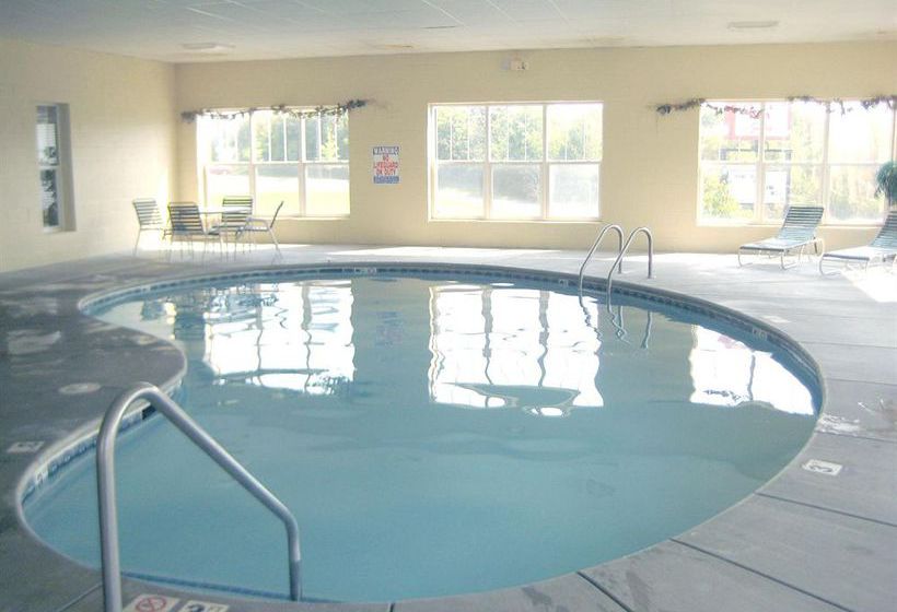 Hotel Red Roof Inn & Suites Knoxville East  | Knoxville | Tennessee | United States 7