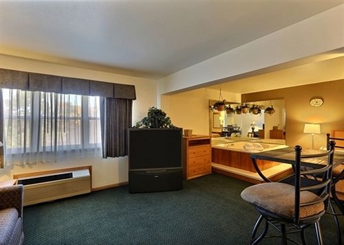 Hotel Quality Inn Mauston  | Mauston | Wisconsin | United States 14