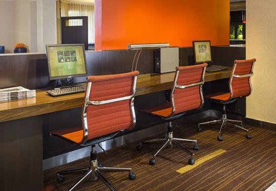 Hotel Courtyard by Marriott  | Akron | Ohio | United States 17