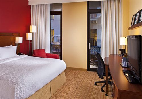 Hotel Courtyard New Orleans Downtown Near the French Quarter  | New Orleans | Louisiana | United States 19