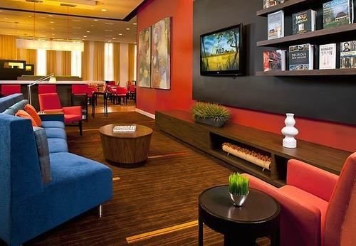 Hotel Courtyard New Orleans Downtown Near the French Quarter  | New Orleans | Louisiana | United States 7