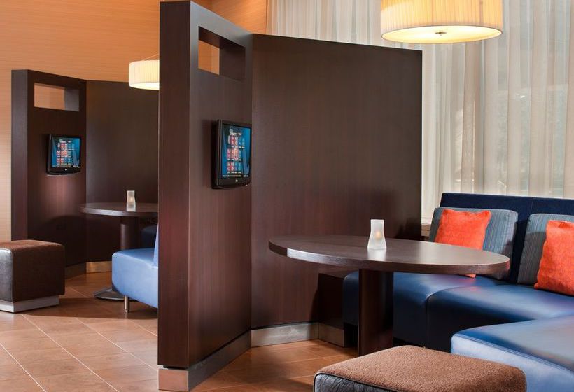 Hotel Courtyard by Marriott  | Arlington | Virginia | United States 10