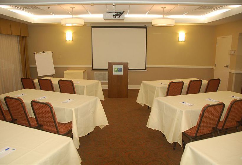 Hotel Holiday Inn Express Tifton  | Tifton | Georgia | United States 13