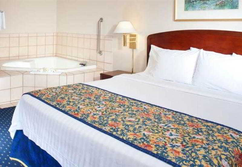 Hotel Courtyard Cleveland Westlake  | Westlake | Ohio | United States 3