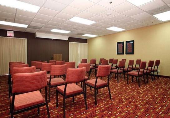 Hotel Courtyard Dallas Market Center  | Dallas | Texas | United States 5