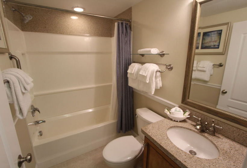 Hotel Cove At Yarmouth  | West Yarmouth | Massachusetts | United States 19