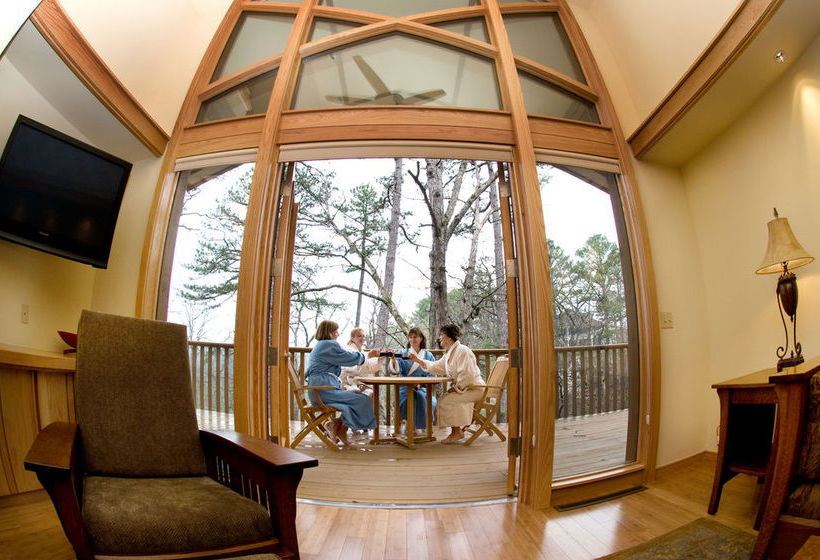 Crescent Hotel  | Eureka Springs | Arkansas | United States 12