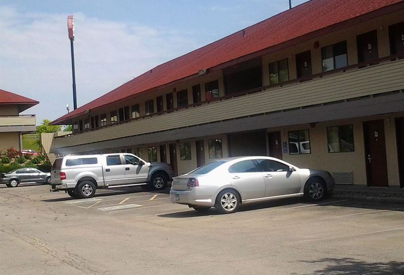 Hotel Red Roof Inn Cleveland Medina  | Medina | Ohio | Estados Unidos 4