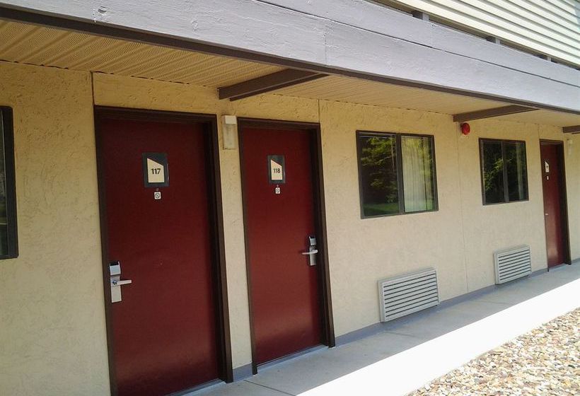 Hotel Red Roof Inn Cleveland Medina  | Medina | Ohio | Estados Unidos 5