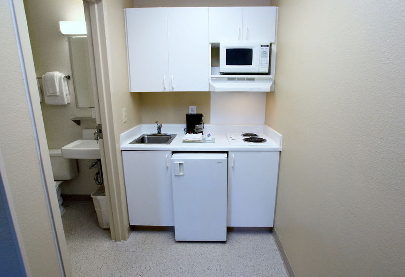 Hotel Crossland Economy Studios Tennessee