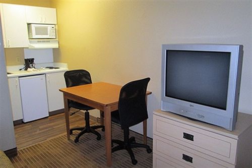 Hotel Crossland Economy Studios  | Irving | Texas | United States 12