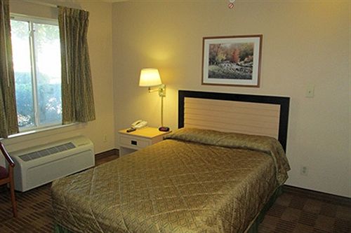 Hotel Crossland Economy Studios  | Irving | Texas | United States 17