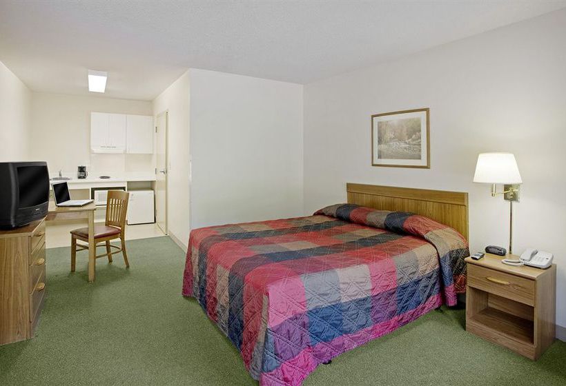 Hotel Crossland Economy Studios  | Durham | North Carolina | United States 1