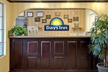 Hotel Days Inn & Suites Fort Valley  