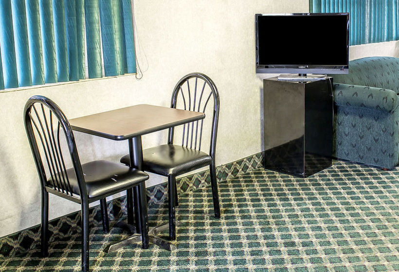 Hotel Rodeway Inn  | Moosic | Pennsylvania | United States