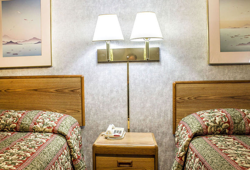 Hotel Rodeway Inn  | Moosic | Pennsylvania | United States 15