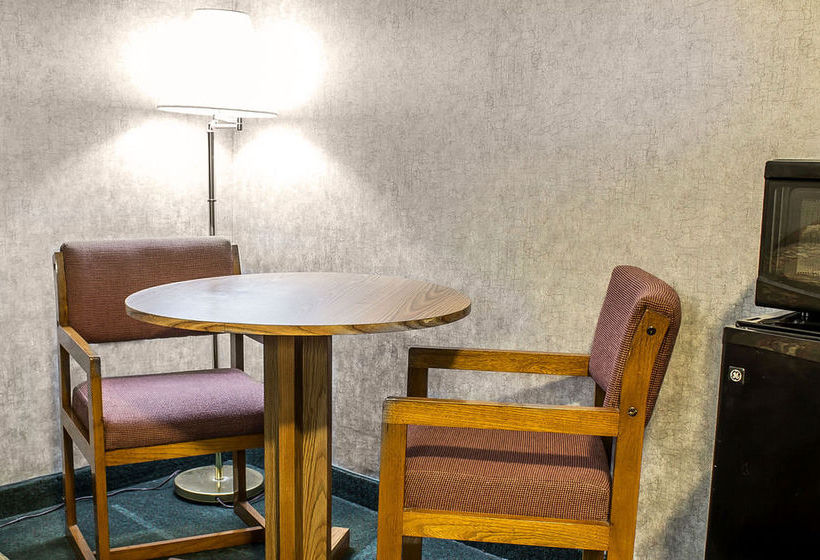 Hotel Rodeway Inn  | Moosic | Pennsylvania | United States 16