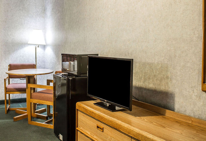 Hotel Rodeway Inn  | Moosic | Pennsylvania | United States 17