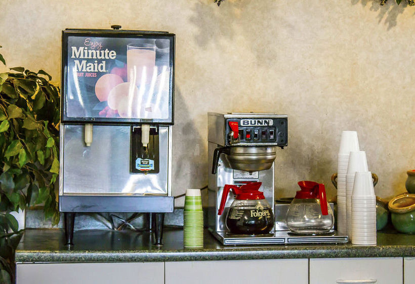 Hotel Rodeway Inn  | Moosic | Pennsylvania | United States 6