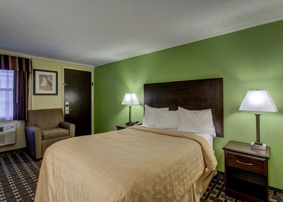 Hotel Quality Inn Barre Montpelier  | Barre | Vermont | United States 17