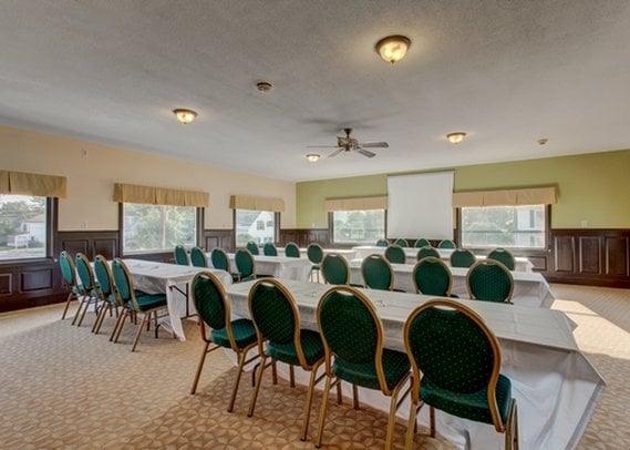 Hotel Quality Inn Barre Montpelier  | Barre | Vermont | United States 18