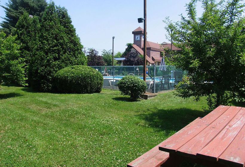 Hotel Americas Best Inns Brattleboro Brattleboro Vermont