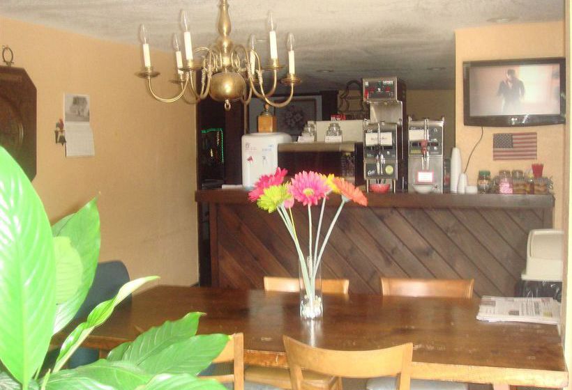 Hotel Americas Best Inns Brattleboro  | Brattleboro | Vermont | United States 7