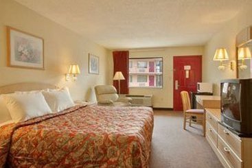 Hotel Days Inn & Suites Bentonville Bentonville Arkansas