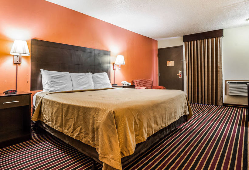 Hotel Econo Lodge Urbandale  | Urbandale | Iowa | United States 13