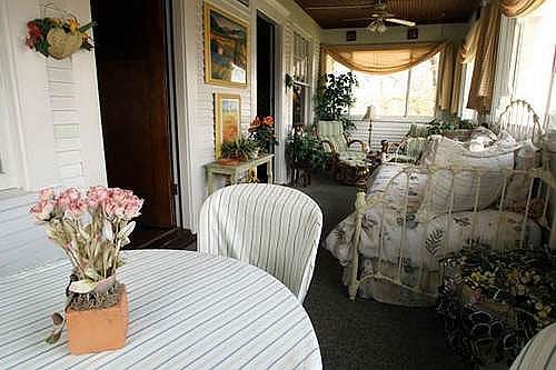 Dickey House Bed & Breakfast 