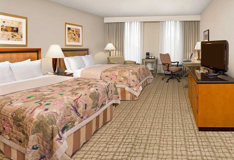 DoubleTree by Hilton Hotel Atlanta Airport  | Atlanta | Georgia | United States 1