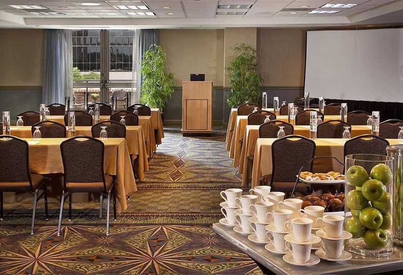 DoubleTree Suites by Hilton Hotel Austin  | Austin | Texas | United States 9