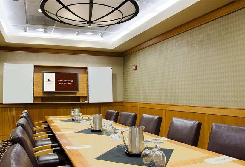 DoubleTree Suites by Hilton Hotel Seattle Airport - Southcenter  | Seattle | Washington | United States 6