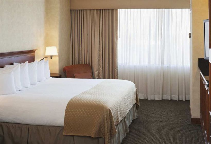 DoubleTree by Hilton Hotel Kansas City-Overland Park  | Overland Park | Kansas | United States 14